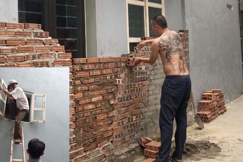 Thanh Hóa: xử phạt 7,5 triệu đồng người hàng xóm xây tường chặn lối đi chung