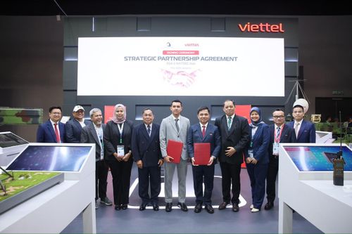 Viettel mở rộng kinh doanh sản phẩm quốc phòng-công nghệ cao tại nước ngoài