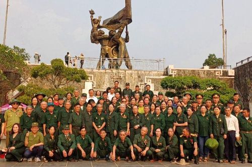 Niềm tự hào thức dậy