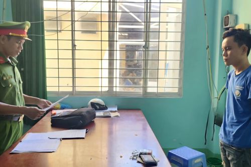 Bắt tạm giam nhân viên công ty giao hàng nhanh tham ô hơn 600 triệu đồng