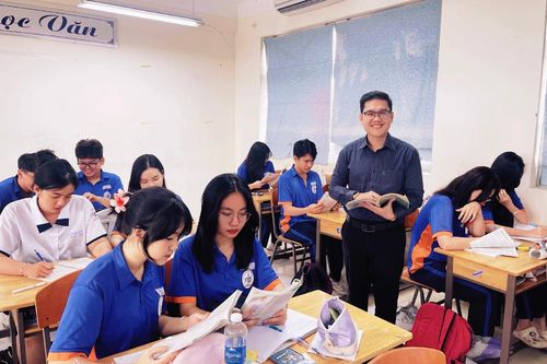 Giáo viên 'mách' bí quyết ôn tập môn Ngữ Văn