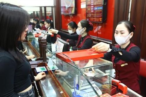 Đề xuất cấm mua bán vàng bằng tiền mặt: Chính sách thiếu tầm nhìn tổng thể