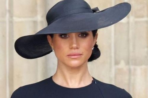 Meghan Markle bị hắt hủi