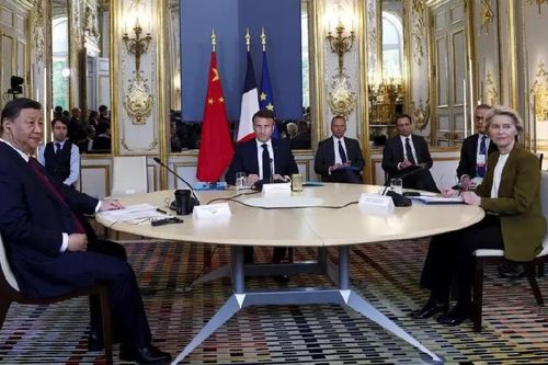 Lãnh đạo Trung Quốc, Pháp và EU họp tại điện Elyseé