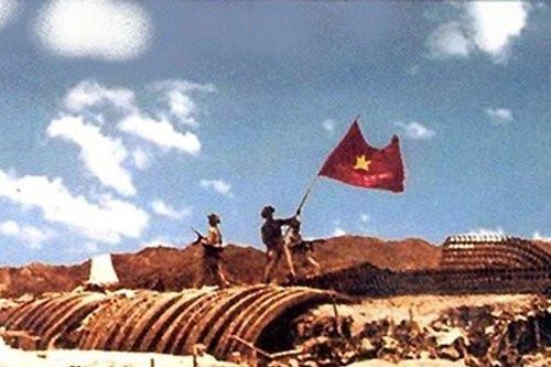 Chiến sĩ dẫn đầu tổ xung kích bắt sống tướng Đờ Cát tại Điện Biên Phủ quê ở đâu?