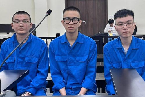 Bán loại tinh dầu chứa ma túy, 7 người bị phạt tù