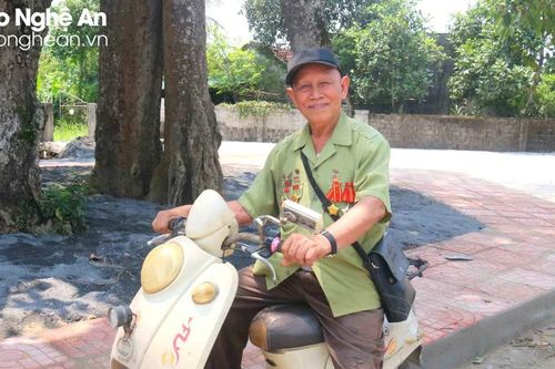 Cựu chiến binh Điện Biên Phủ 91 tuổi vẫn làm thơ, sửa chữa đồ điện
