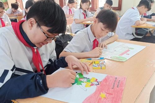 Hơn 422.000 tác phẩm dự thi vẽ tranh kỷ niệm 70 năm chiến thắng Điện Biên Phủ