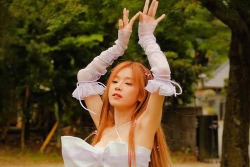 MV Sốc Nhiệt của Hoàng Yến Chibi tại Nhật: Visual cực đỉnh, nhạc bắt tai còn trổ tài 'bắn rap'