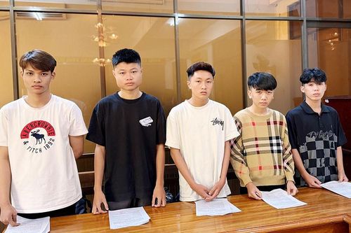 Công an An Giang bắt tạm giam 5 thanh niên về tội 'Giết người'