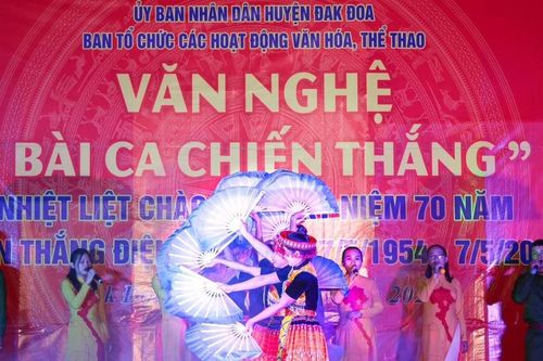 Đak Đoa tổ chức đêm nhạc 'Bài ca chiến thắng' hướng về Điện Biên
