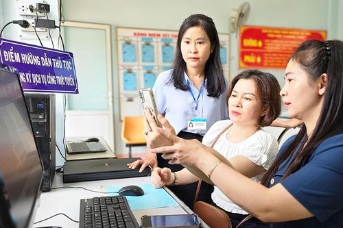 Phường Tây Sơn dẫn đầu toàn tỉnh về thực hiện chiến dịch 100 ngày đêm nâng cao hiệu quả sử dụng dịch vụ công
