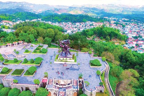 Thắp sáng hào khí Điện Biên Phủ