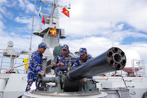 69 năm hành trình giữ biển của Hải quân nhân dân Việt Nam
