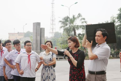 'Chúng em là dân công hỏa tuyến'