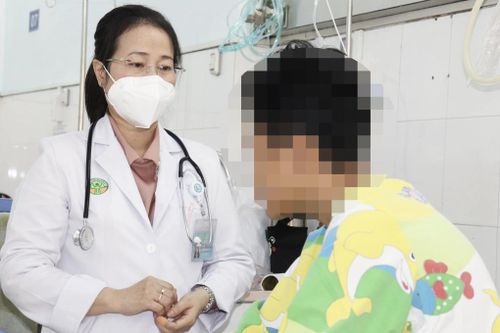 Sở Y tế TPHCM thông tin việc 2 học sinh nhập viện sau khi ăn mì Ý