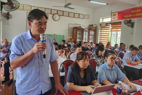 Đoàn đại biểu Quốc hội tỉnh tiếp xúc cử tri huyện Thạch An
