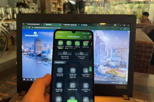 Cách đăng nhập tài khoản Vietcombank trên điện thoại khác