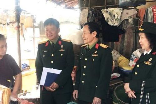 Cựu chiến binh gương mẫu