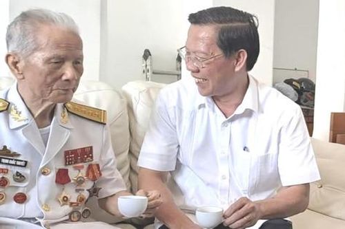 TP Hồ Chí Minh ủng hộ 10 tỷ đồng xây dựng 200 căn nhà tình nghĩa tại Điện Biên