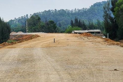 Vì sao 4 dự án giao thông trọng điểm có nguy cơ chậm tiến độ?