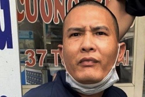 Bắt nóng tên cướp điện thoại của cô gái trẻ trên đường Nguyễn Trãi