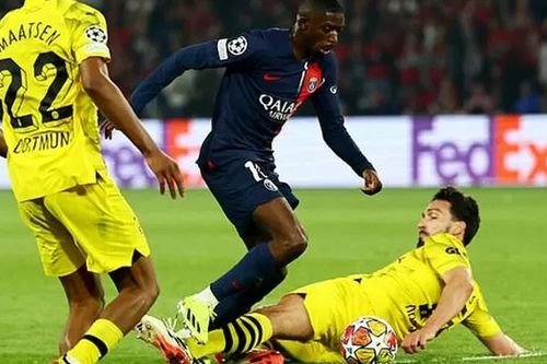 TRANH CÃI: PSG xứng đáng hưởng 11m ở trận thua Dortmund?