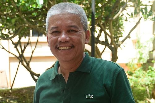 Nguyễn Việt Hà - Toàn là lửa xanh