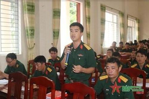 Kiểm tra thực hiện quy chế dân chủ cơ sở tại Lữ đoàn Vận tải 654