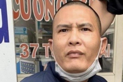 Hà Nội: Bắt đối tượng cướp điện thoại của cô gái đang đi đường