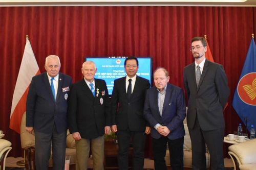 Tọa đàm 'Dấu ấn về Hiệp định Geneva và Việt Nam trong ký ức những người bạn Ba Lan'