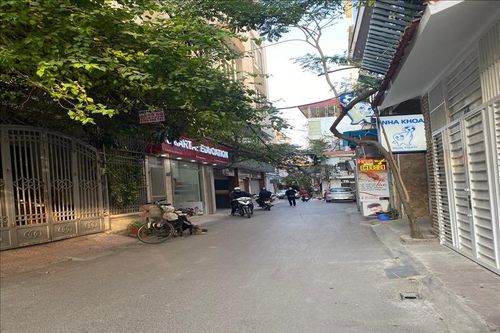Giá nhà mặt ngõ ngoại thành Hà Nội ghi nhận mức kỷ lục 100 triệu đồng/m2