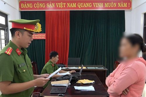 Giao xe cho con điều khiển gây tai nạn chết người, mẹ bị khởi tố