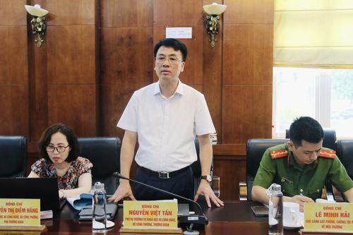 Đoàn kiểm tra liên ngành Trung ương số 04 về an toàn thực phẩm làm việc tại Cao Bằng