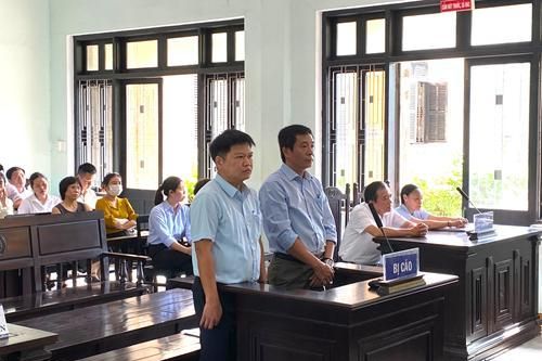 Hai bị cáo trong vụ CDC Huế được hưởng khoan hồng, miễn hình phạt tù