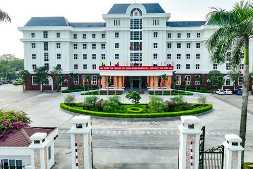 Hà Nội lấy ý kiến về tặng Huân chương cho lãnh đạo nhiều quận, huyện