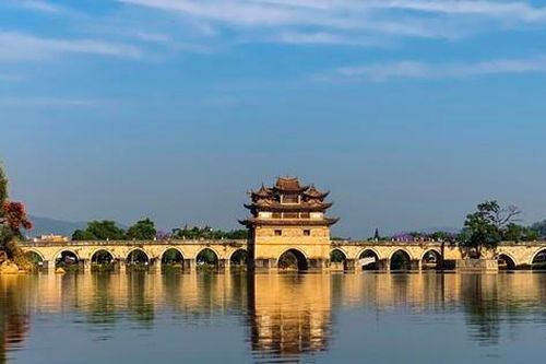 Chiêm ngưỡng vẻ đẹp kiến trúc của thành cổ Trung Quốc