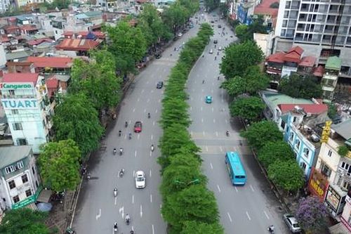 Hiện trạng tuyến đường Láng được đề xuất mở rộng lên 53m