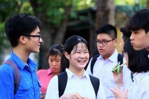 Cho con vào trường chuyên bằng mọi giá: Sức hấp dẫn do 'ngon-bổ-rẻ'?