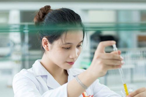 Con gái ngư dân tốt nghiệp xuất sắc ĐH Bách khoa Hà Nội