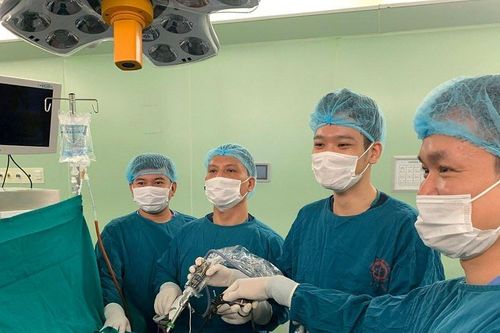 Người mắc ung thư thuộc nhóm siêu cao tuổi được cứu nhờ 'Phẫu thuật Bạch Mai'