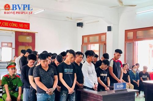 26 án tù giam và 6 án tù treo trong vụ án 'Giết người và Gây rối trật tự công cộng'.
