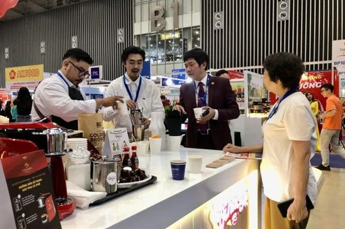 Khai mạc Hội chợ Hàng Việt Nam Tiêu biểu Xuất khẩu năm 2024