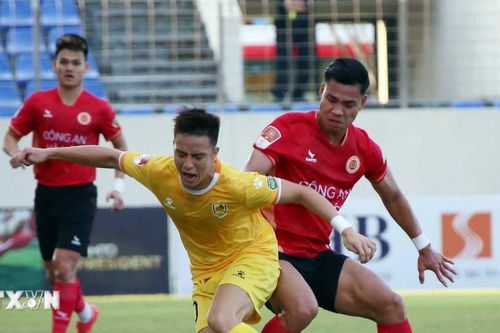 Giải Vô địch Quốc gia Night Wolf 2023/24: Quảng Nam thắng Công an Hà Nội 2-0