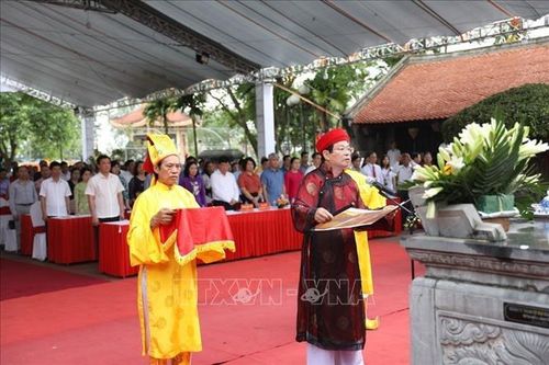 Tri ân công đức Đại danh y, Thiền sư Tuệ Tĩnh