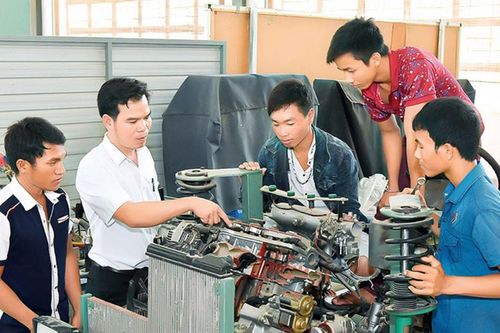 Gia Lai liên kết dạy nghề và tạo việc làm cho lao động dân tộc thiểu số