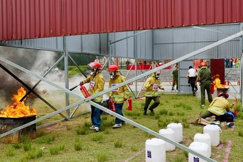 Bắc Hà tổ chức Hội thi nghiệp vụ chữa cháy tổ liên gia an năm 2024