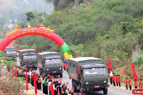 Thành phố Sơn La chào đón Đoàn diễu binh, diễu hành Kỷ niệm 70 năm Chiến thắng Điện Biên Phủ