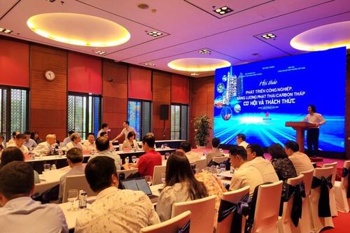 Thách thức và giải pháp để phát triển kinh tế song hành với bảo vệ môi trường