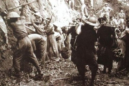 Bài 1: Xung phong mở đường thắng lợi
